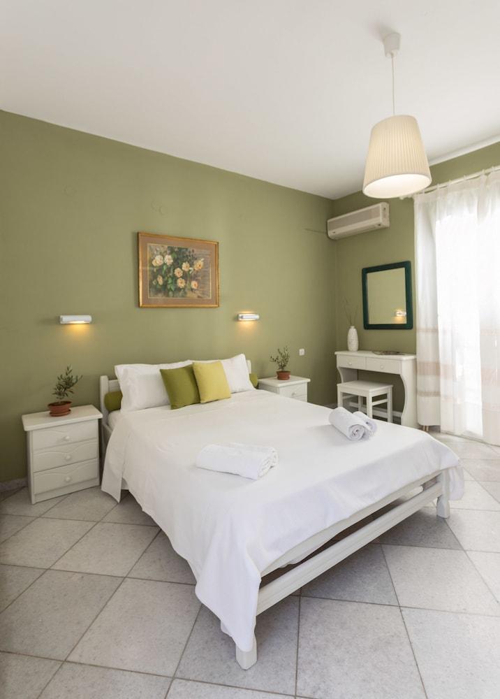 Naxos City Elia Studios מראה חיצוני תמונה