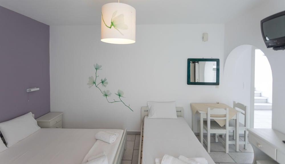 Naxos City Elia Studios מראה חיצוני תמונה